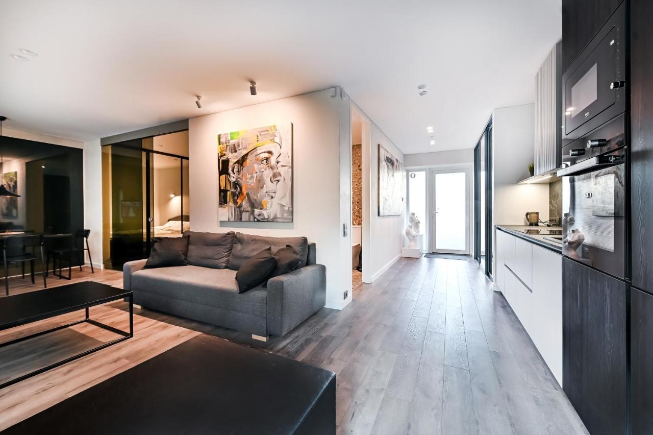 Jacuzzi Cinema Loft Appartement Kaunas Buitenkant foto