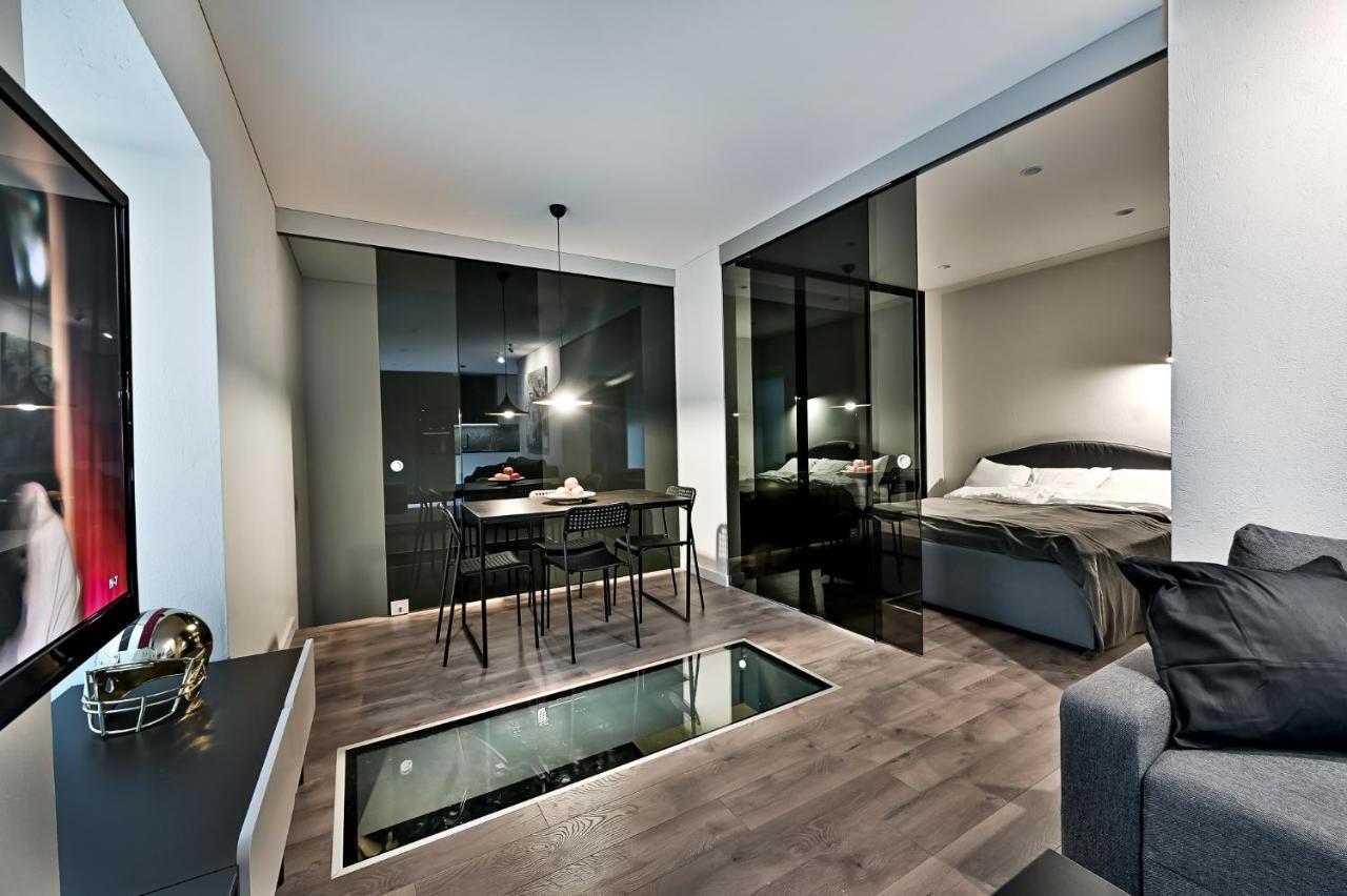 Jacuzzi Cinema Loft Appartement Kaunas Buitenkant foto