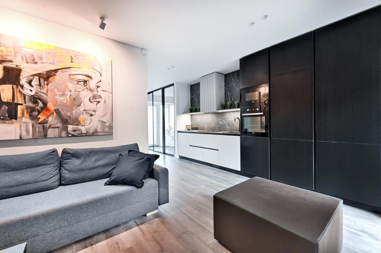 Jacuzzi Cinema Loft Appartement Kaunas Buitenkant foto